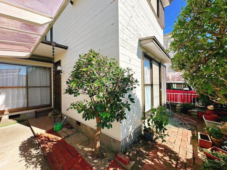 【施工進捗】外壁の爆裂が発生した現場をご紹介｜ガイソー高知店